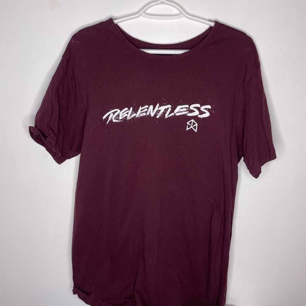 Relentless tshirt size medium